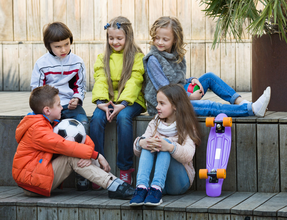 Fun and Friendly Preschool Games to Promote Good Behavior image